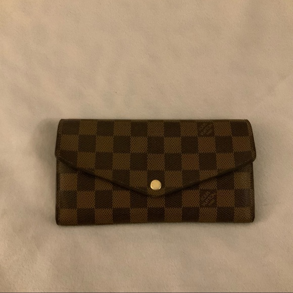 AUTHENTIC Louis Vuitton Sarah Wallet - Picture 5 of 12